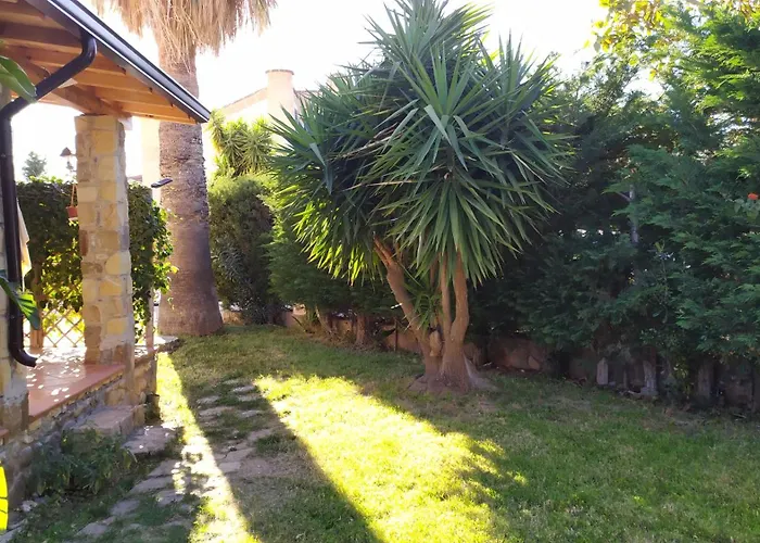 Villa Con Giardino Sul Lungomare